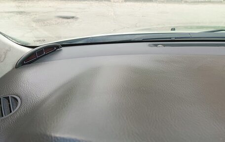 Toyota Avensis III рестайлинг, 2007 год, 900 000 рублей, 6 фотография