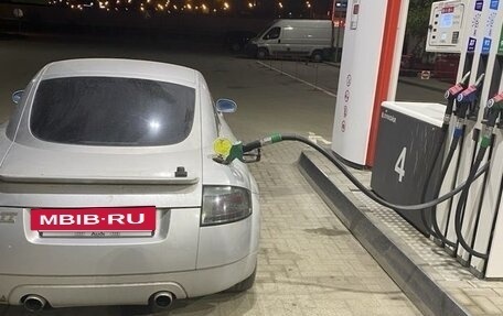 Audi TT, 2000 год, 850 000 рублей, 12 фотография