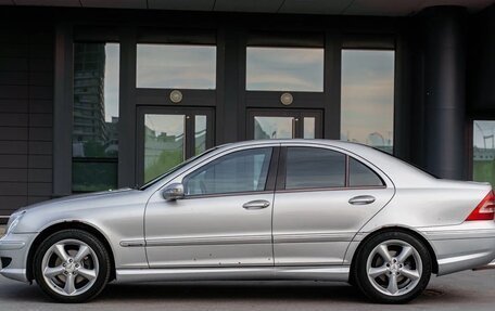 Mercedes-Benz C-Класс, 2004 год, 850 000 рублей, 9 фотография