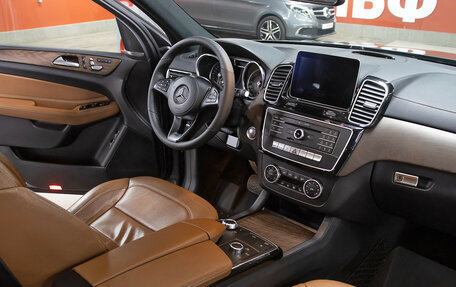 Mercedes-Benz GLS, 2018 год, 4 298 000 рублей, 13 фотография