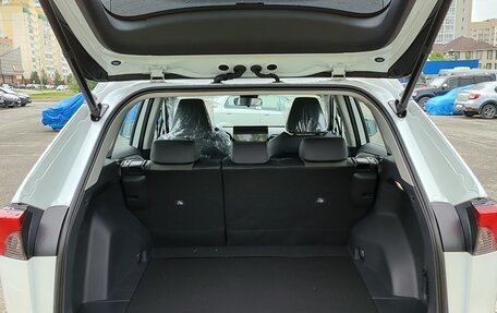 Toyota RAV4, 2024 год, 3 750 000 рублей, 9 фотография