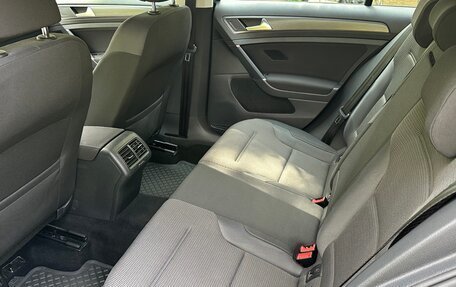 Volkswagen Golf VII, 2018 год, 1 830 000 рублей, 8 фотография