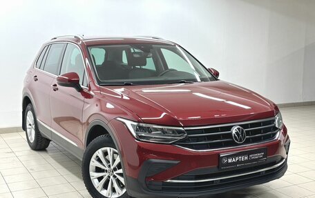 Volkswagen Tiguan II, 2020 год, 3 096 000 рублей, 3 фотография