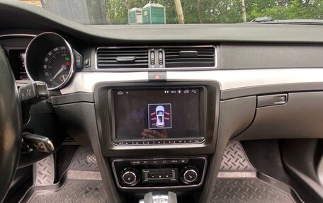 Skoda Superb III рестайлинг, 2010 год, 730 000 рублей, 13 фотография