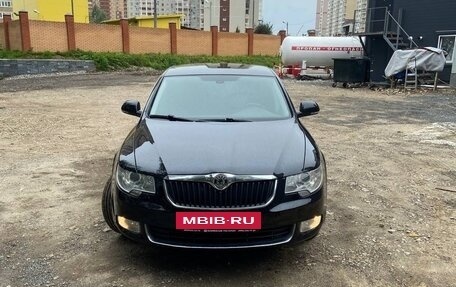 Skoda Superb III рестайлинг, 2010 год, 730 000 рублей, 8 фотография