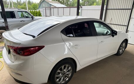 Mazda 3, 2017 год, 2 000 000 рублей, 4 фотография