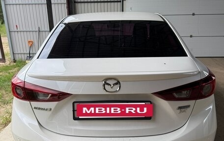 Mazda 3, 2017 год, 2 000 000 рублей, 5 фотография