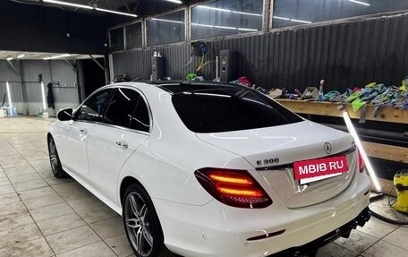 Mercedes-Benz E-Класс, 2019 год, 3 800 000 рублей, 2 фотография