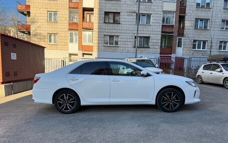 Toyota Camry, 2015 год, 1 650 000 рублей, 4 фотография