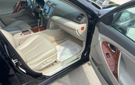 Toyota Camry, 2010 год, 1 400 000 рублей, 13 фотография