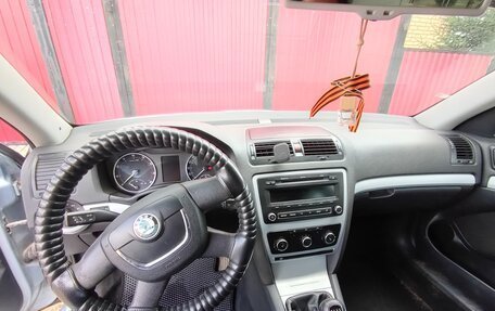 Skoda Octavia IV, 2010 год, 850 000 рублей, 2 фотография
