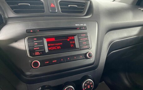 KIA Rio III рестайлинг, 2016 год, 749 000 рублей, 15 фотография
