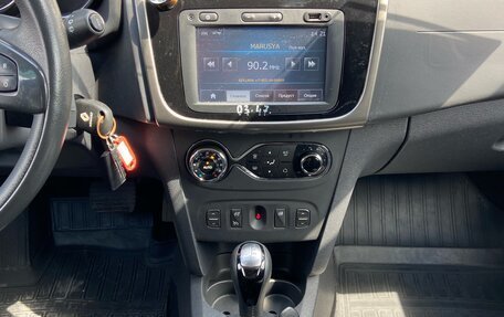 Renault Sandero II рестайлинг, 2015 год, 1 047 000 рублей, 16 фотография