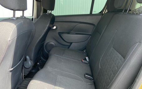 Renault Sandero II рестайлинг, 2015 год, 1 047 000 рублей, 12 фотография