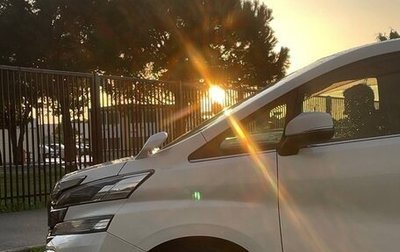Toyota Vellfire II, 2017 год, 3 990 000 рублей, 1 фотография