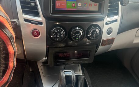 Mitsubishi Pajero Sport II рестайлинг, 2011 год, 1 215 000 рублей, 6 фотография