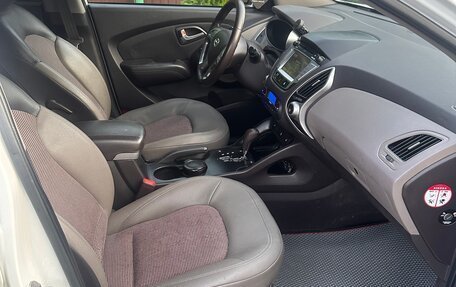 Hyundai ix35 I рестайлинг, 2011 год, 1 100 000 рублей, 9 фотография