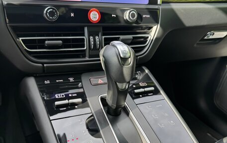 Porsche Macan I рестайлинг, 2022 год, 18 фотография