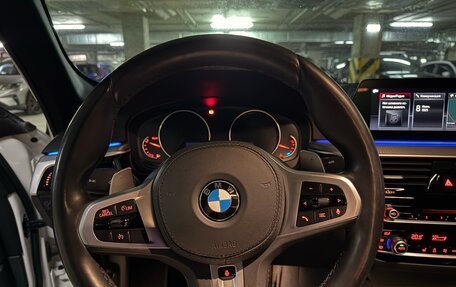 BMW 5 серия, 2019 год, 4 300 000 рублей, 31 фотография