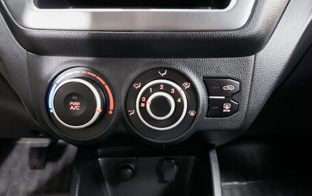 KIA Rio III рестайлинг, 2011 год, 750 000 рублей, 16 фотография