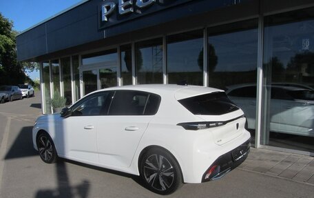 Peugeot 308, 2022 год, 2 230 000 рублей, 5 фотография