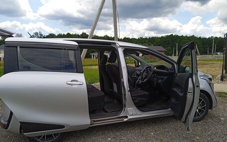 Toyota Sienta II, 2019 год, 1 400 000 рублей, 5 фотография