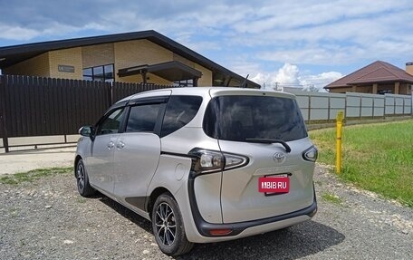 Toyota Sienta II, 2019 год, 1 400 000 рублей, 2 фотография