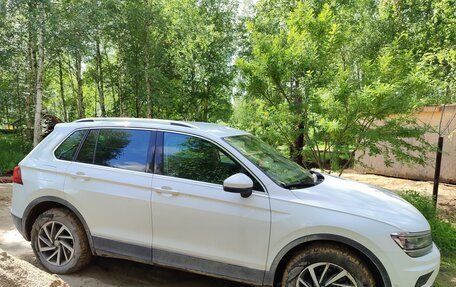 Volkswagen Tiguan II, 2018 год, 2 200 000 рублей, 4 фотография