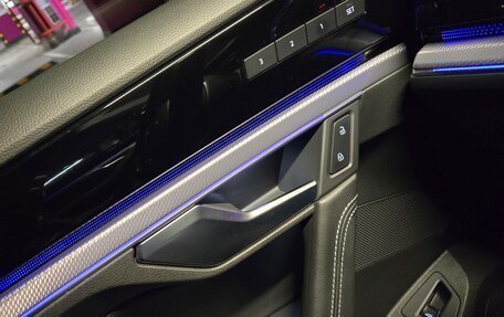 Volkswagen Touareg III, 2021 год, 7 800 000 рублей, 16 фотография