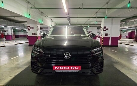 Volkswagen Touareg III, 2021 год, 7 800 000 рублей, 2 фотография
