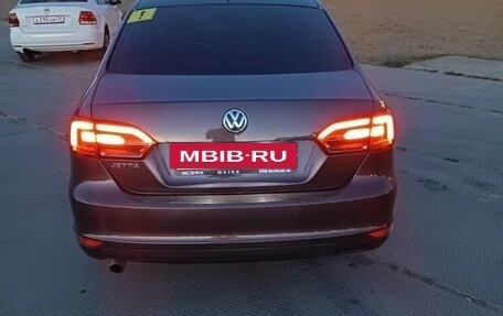 Volkswagen Jetta VI, 2014 год, 1 200 000 рублей, 14 фотография