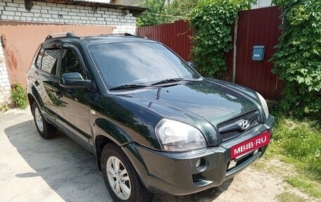 Hyundai Tucson III, 2008 год, 880 000 рублей, 3 фотография