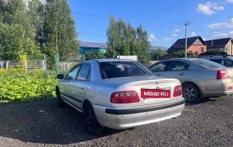 Mitsubishi Carisma I, 2000 год, 300 000 рублей, 3 фотография