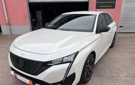 Peugeot 308, 2022 год, 2 340 000 рублей, 2 фотография
