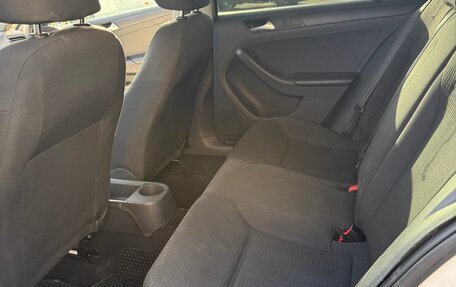 Volkswagen Jetta VI, 2015 год, 940 000 рублей, 7 фотография