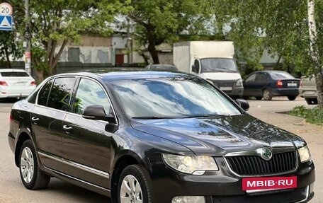 Skoda Superb III рестайлинг, 2011 год, 800 000 рублей, 5 фотография
