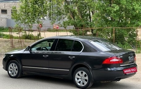 Skoda Superb III рестайлинг, 2011 год, 800 000 рублей, 11 фотография