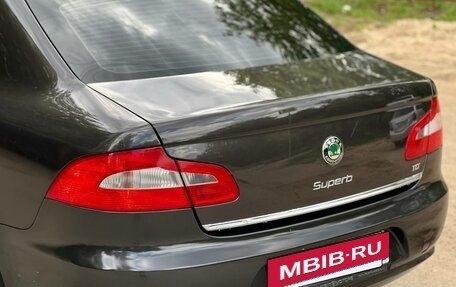 Skoda Superb III рестайлинг, 2011 год, 800 000 рублей, 20 фотография