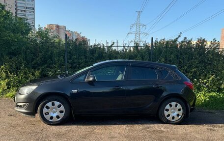 Opel Astra J, 2014 год, 700 000 рублей, 2 фотография