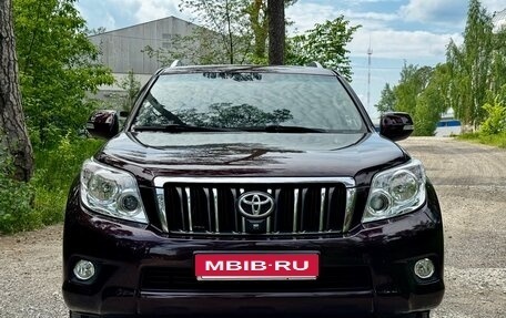 Toyota Land Cruiser Prado 150 рестайлинг 2, 2012 год, 2 390 000 рублей, 8 фотография