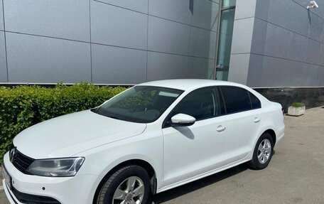 Volkswagen Jetta VI, 2016 год, 1 200 000 рублей, 5 фотография