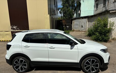 Volkswagen T-Cross I, 2020 год, 1 590 000 рублей, 8 фотография