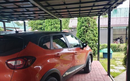 Renault Kaptur I рестайлинг, 2017 год, 1 350 000 рублей, 3 фотография