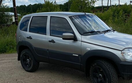 Chevrolet Niva I рестайлинг, 2015 год, 510 000 рублей, 13 фотография