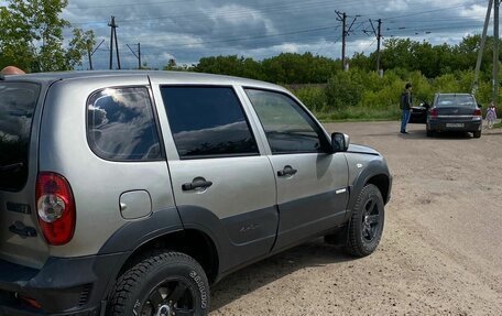 Chevrolet Niva I рестайлинг, 2015 год, 510 000 рублей, 16 фотография