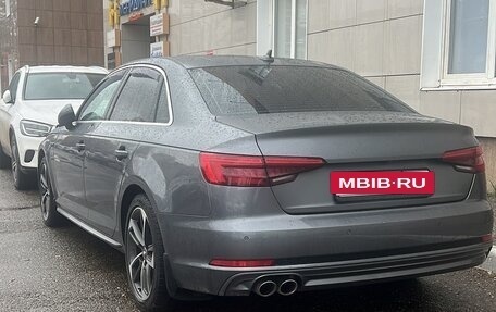 Audi A4, 2017 год, 2 490 000 рублей, 3 фотография