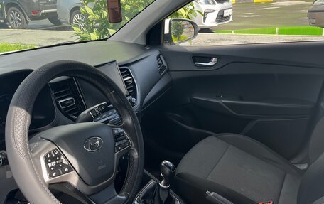 Hyundai Solaris II рестайлинг, 2020 год, 940 000 рублей, 6 фотография