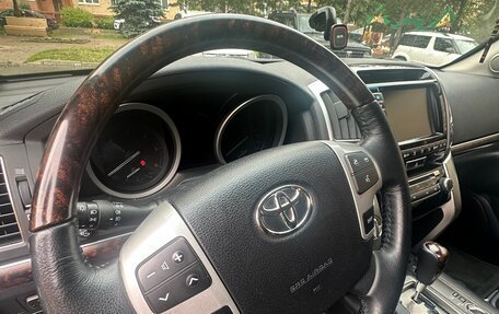 Toyota Land Cruiser 200, 2013 год, 4 600 000 рублей, 7 фотография