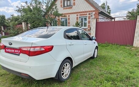 KIA Rio III рестайлинг, 2013 год, 1 020 000 рублей, 5 фотография