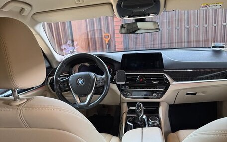 BMW 5 серия, 2018 год, 3 750 000 рублей, 9 фотография